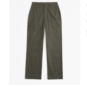 Abercrombie & Fitch Curve Love Cotton Relaxed Utility Pant - Dark Green